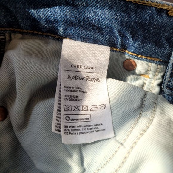 & Other Stories Favourite Cut Jeans in Mid Blue - Picture 6 of 10